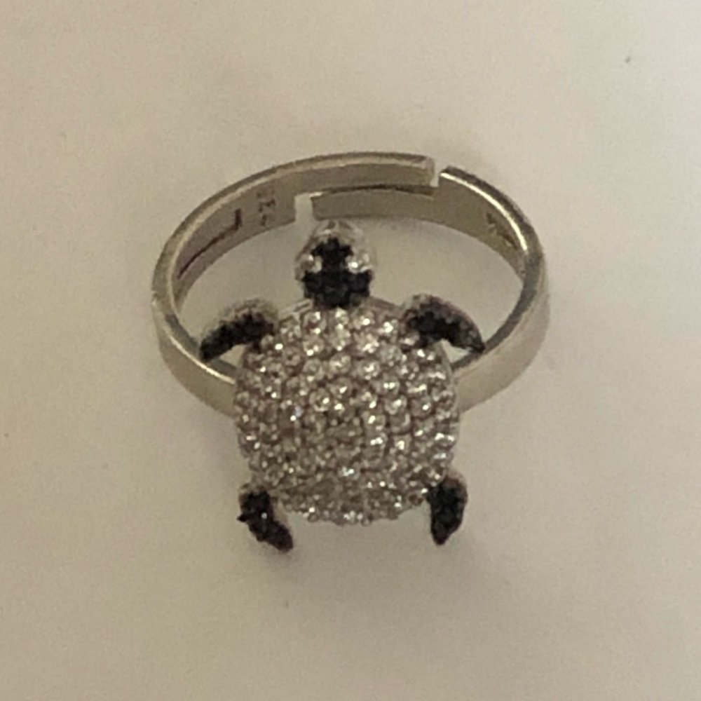 925 Sterling silver turtle ring cz